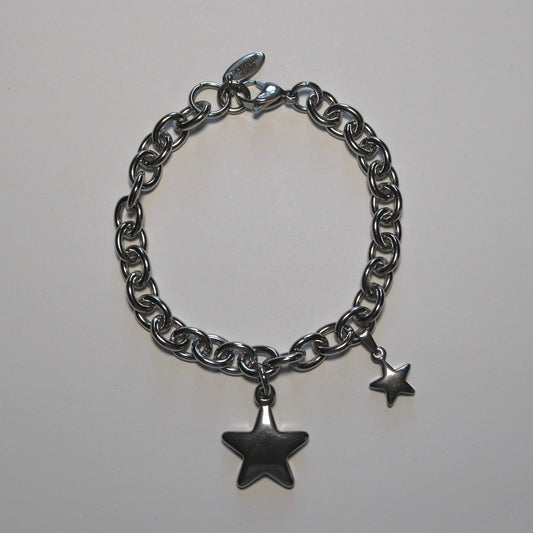chunky star bracelet, includes one large star and one mini star