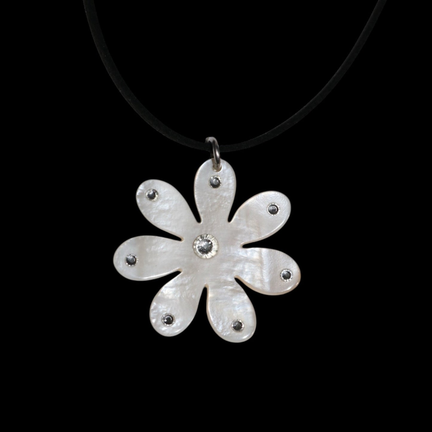Flora – Glimmer Wrap Around Necklace