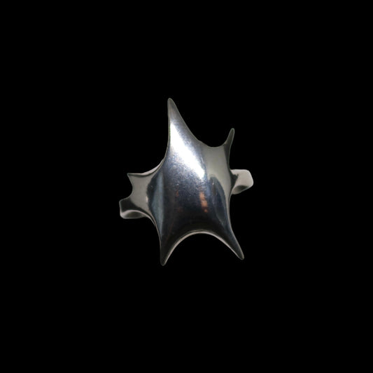 STARBURST RING black background
